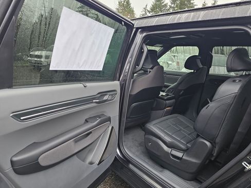 New 2026 Kia EV9 Land image 24