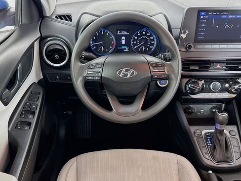 Used 2022 Hyundai Kona SEL image 16