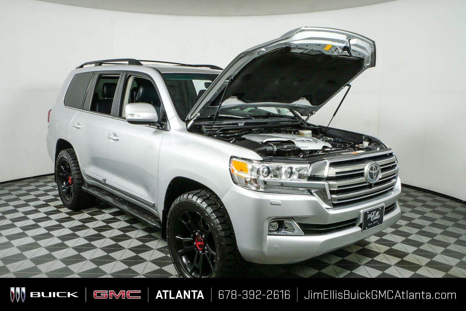 Used 2017 Toyota Land Cruiser AWD/4WD image 38