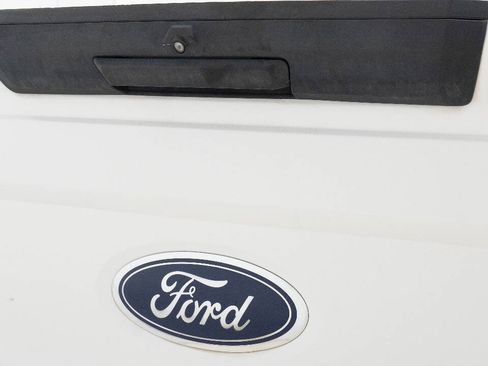 Used 2018 Ford F350 XL w/ Power Equipment Group AWD/4WD image 16