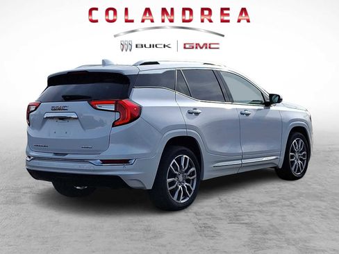 Used 2023 GMC Terrain Denali w/ Denali Premium Package image 6