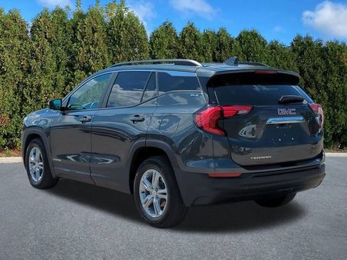 Used 2021 GMC Terrain SLE w/ Driver Convenience Package FWD image 6