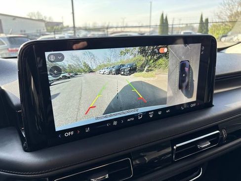 Certified 2025 Lincoln Aviator Reserve w/ Equipment Group 201A image 33