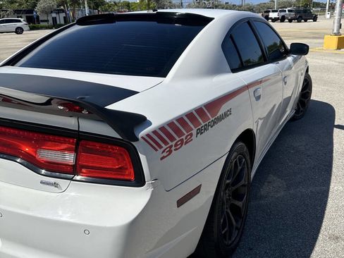 Used 2012 Dodge Charger R/T RWD image 4