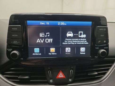 Used 2018 Hyundai Elantra GT image 22