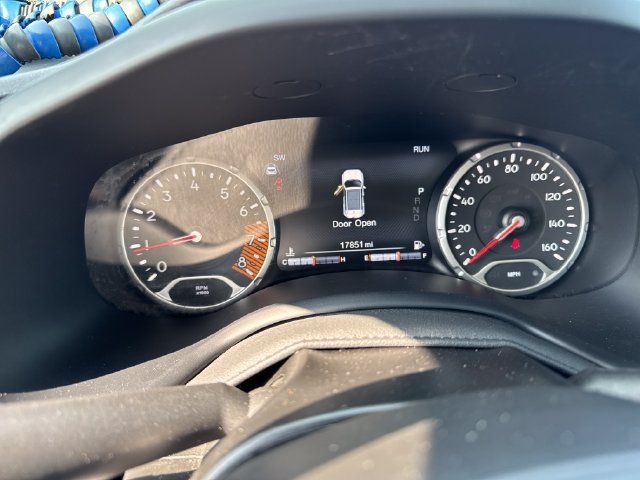 Used 2023 Jeep Renegade Limited w/ Sun/Sound Group AWD/4WD image 15