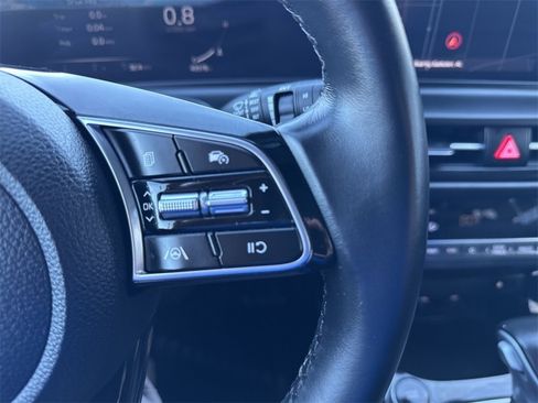 Used 2024 Kia Seltos EX image 17
