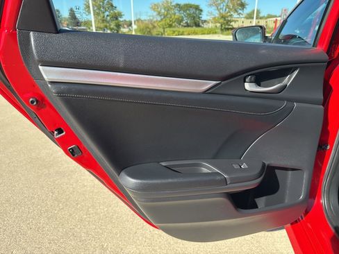 Used 2020 Honda Civic Touring image 17