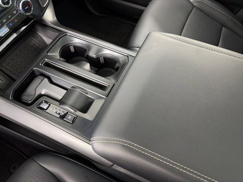 Certified 2025 Ford F150 Lariat w/ Equipment Group 502A High image 22