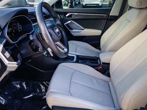 Used 2022 Audi Q3 2.0T Premium w/ Convenience Package image 19