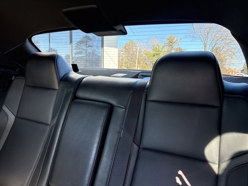 Used 2018 Dodge Challenger GT image 5