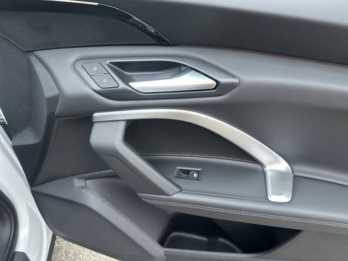 New 2025 Audi Q5 Premium image 31