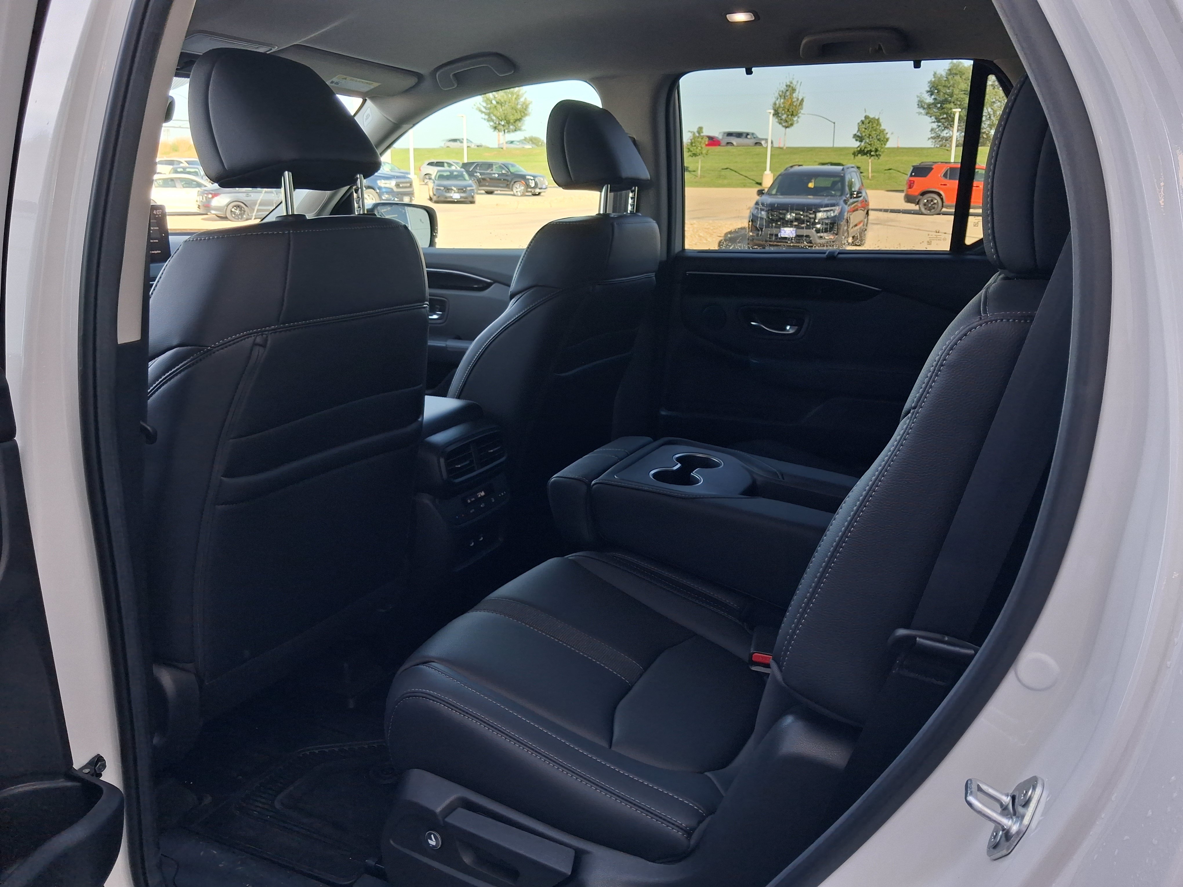 New 2026 Honda Pilot EX-L image 8