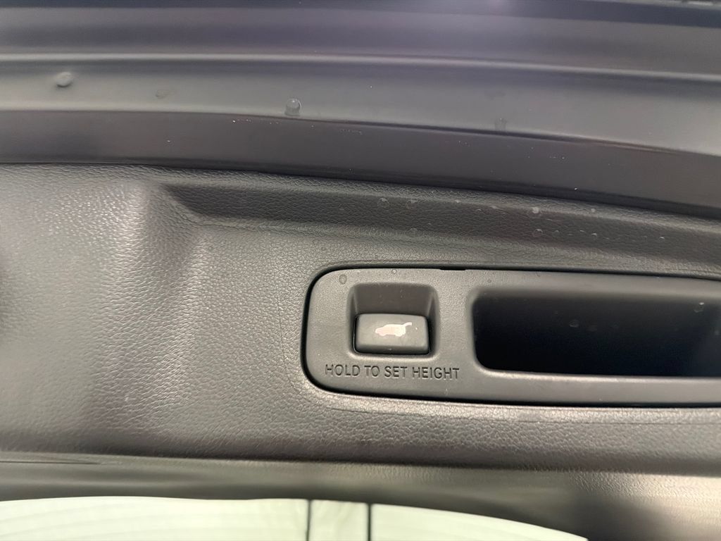 Used 2026 Honda CR-V Sport-L image 21