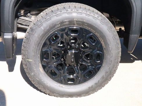 New 2026 GMC Sierra 2500 Denali w/ Denali Reserve Package image 18