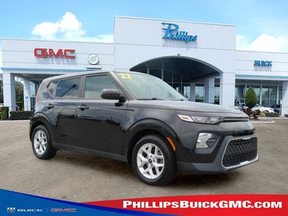 Used 2022 Kia Soul LX w/ Technology Package