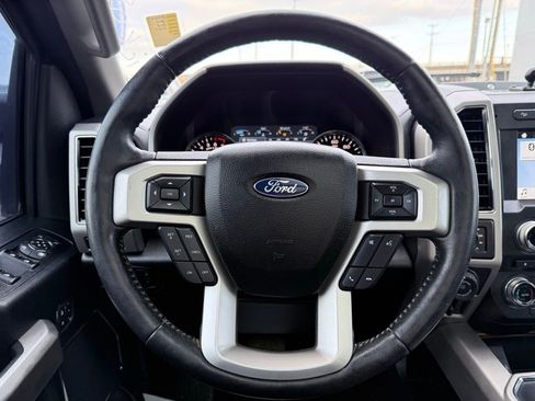 Used 2018 Ford F150 Lariat w/ Equipment Group 502A Luxury image 14