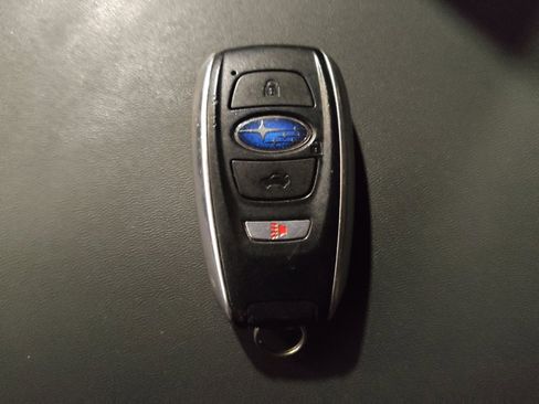 Used 2018 Subaru Crosstrek 2.0i Limited AWD/4WD image 32
