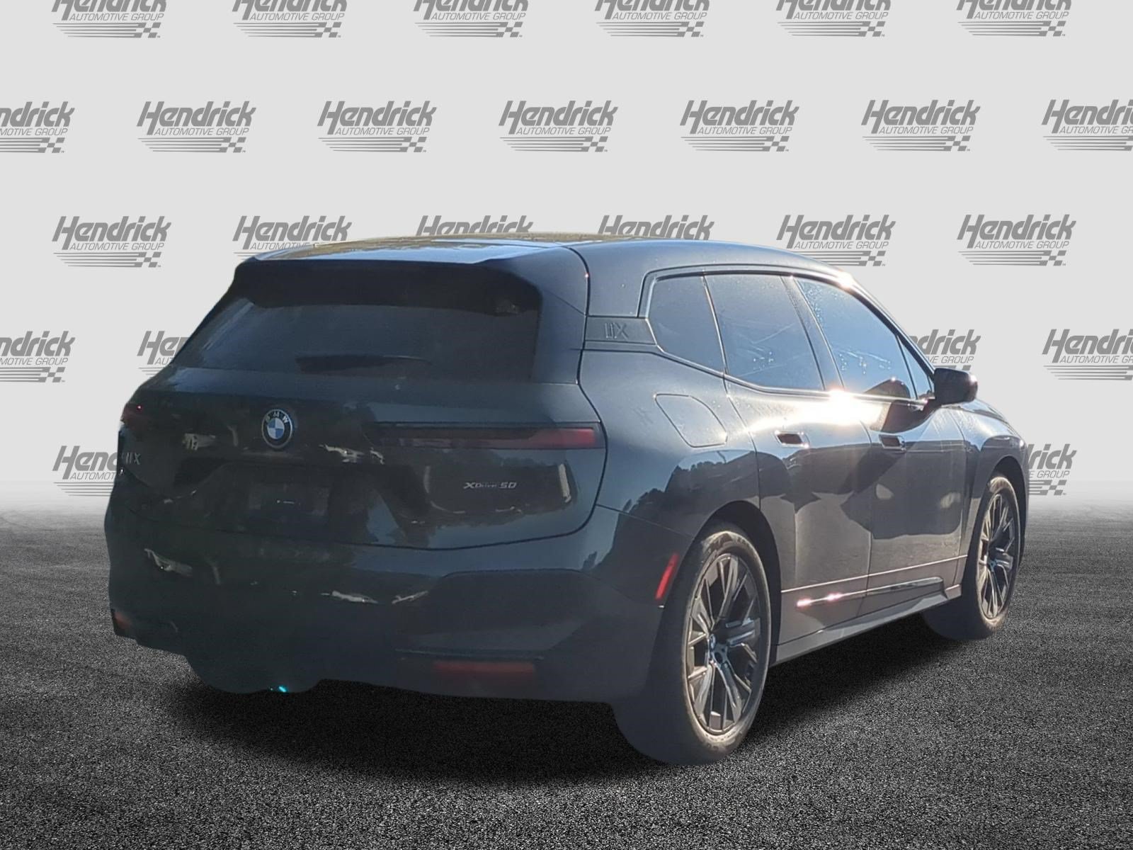 Certified 2025 BMW iX xDrive50 w/ Premium Package AWD/4WD image 10
