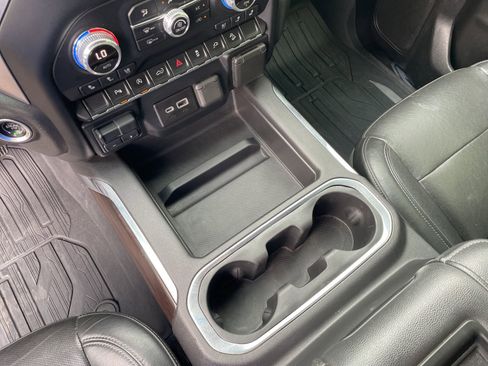 Used 2020 GMC Sierra 1500 SLT image 20