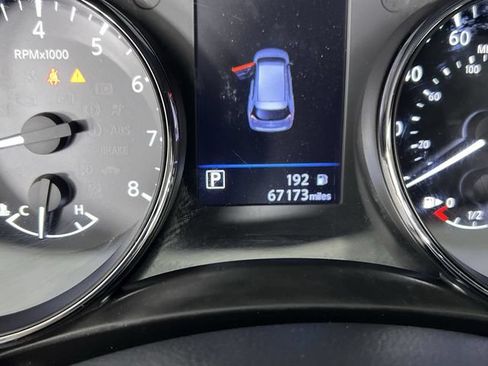 Used 2020 Nissan Rogue SV FWD image 12