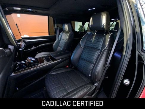 Used 2026 Cadillac Escalade ESV Platinum Sport image 20