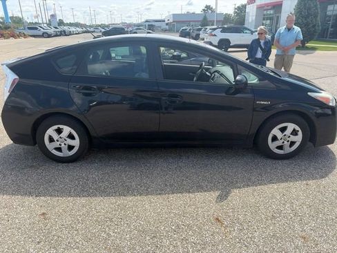 Used 2010 Toyota Prius Three FWD image 9