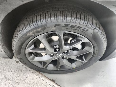 New 2026 Chrysler Pacifica Limited image 36