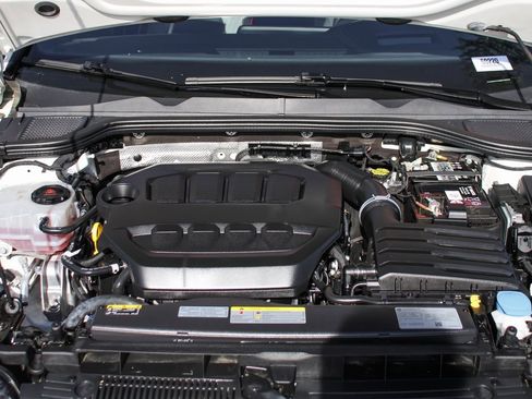 Used 2022 Volkswagen GTI Autobahn image 12