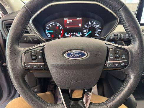 Used 2021 Ford Escape SE w/ SE Sport Appearance Package AWD/4WD image 8