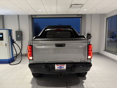 Used 2025 Chevrolet Colorado ZR2 w/ Midnight Edition