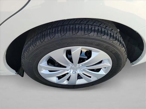 Used 2023 Subaru Impreza 2.0i image 12