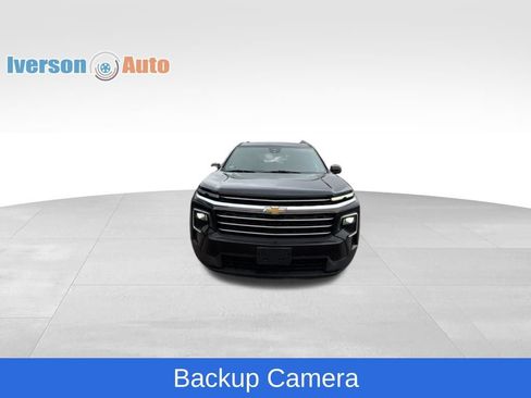 Used 2024 Chevrolet Traverse LT AWD/4WD image 5