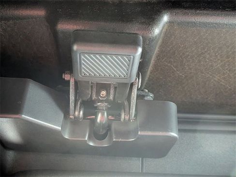 Used 2021 Ford Bronco 4-Door w/ Sasquatch Package image 26