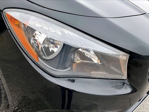 Used 2018 Mercedes-Benz CLA 250 CLA 250 image 28