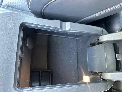 Used 2025 Ford Mustang Premium RWD image 48