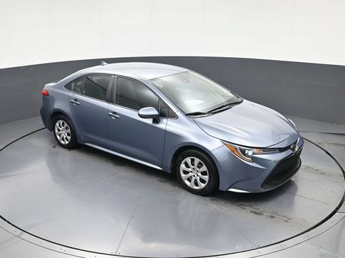 Used 2022 Toyota Corolla LE w/ Carpet Mat Package (TMS) FWD image 27