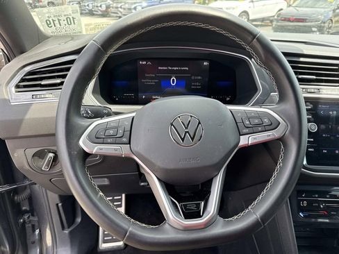 Used 2023 Volkswagen Tiguan SE R-Line AWD/4WD image 40