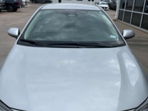 Used 2024 Toyota Corolla LE FWD image 4