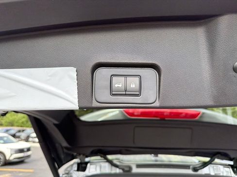 New 2026 Nissan Rogue Dark Armor AWD/4WD image 25