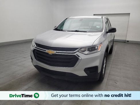 Used 2021 Chevrolet Traverse LS FWD image 1