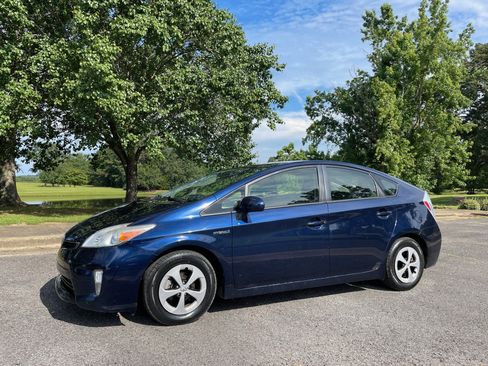 Used 2014 Toyota Prius Four w/ Solar Roof Package image 1