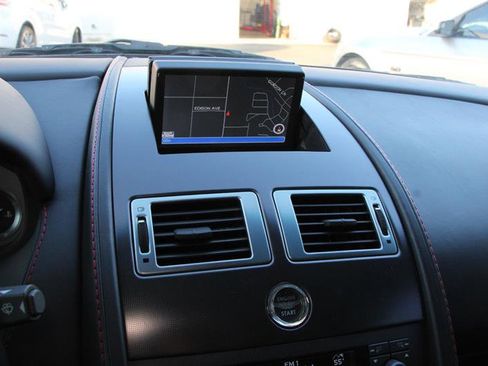 Used 2006 Aston Martin V8 Vantage Coupe image 25