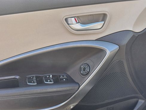Used 2018 Hyundai Santa Fe Sport w/ 2.4L Value Package 02 FWD image 14