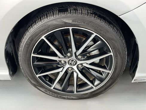 Used 2022 Toyota Camry SE FWD image 33