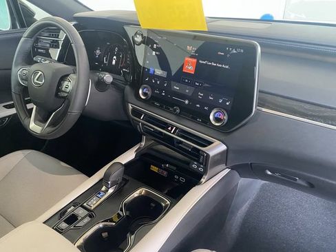 Used 2025 Lexus RX 350 Premium w/ Accessory Package (K3) FWD image 11