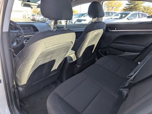 Used 2019 Hyundai Elantra SE w/ Cargo Package image 28