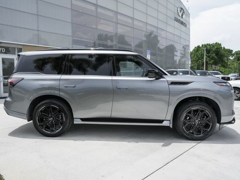 Certified 2026 INFINITI QX80 4WD w/ Sport Exterior Package image 25