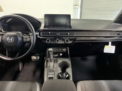 Used 2025 Honda Civic Sport image 20