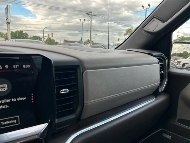 Used 2023 GMC Sierra 1500 SLT w/ SLT Premium Plus Package AWD/4WD image 37